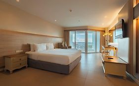 Sandy Spring Hotel
